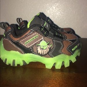 Master Yoga Sketcher Toddler Boy Shoes